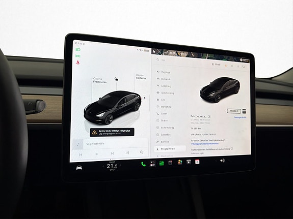 Tesla Model 3 20 of 30