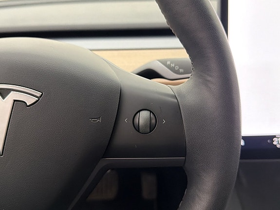 Tesla Model 3 13 of 30