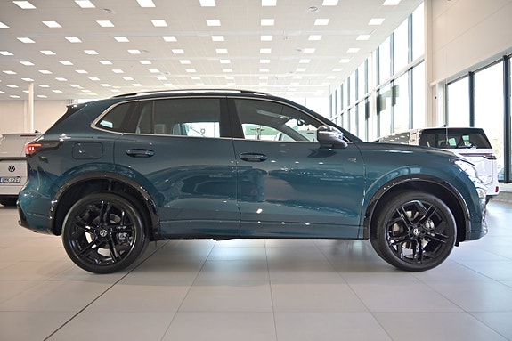 Volkswagen Tiguan 6 of 27