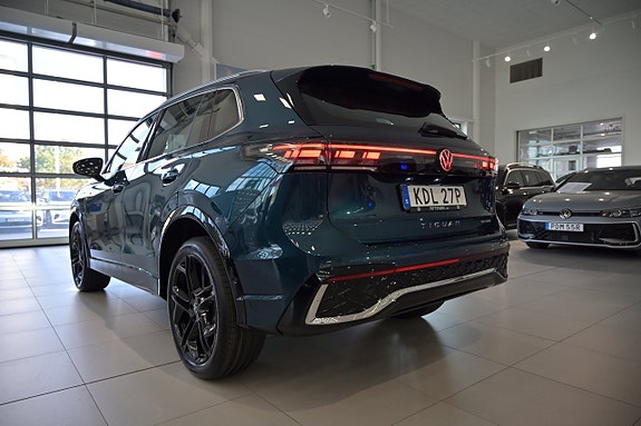 Volkswagen Tiguan 8 of 27