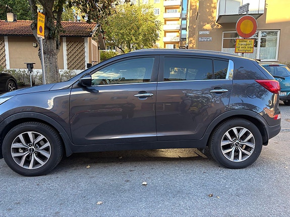 Kia Sportage 3 of 9