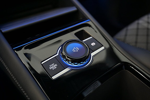 Volkswagen Tiguan 22 of 27