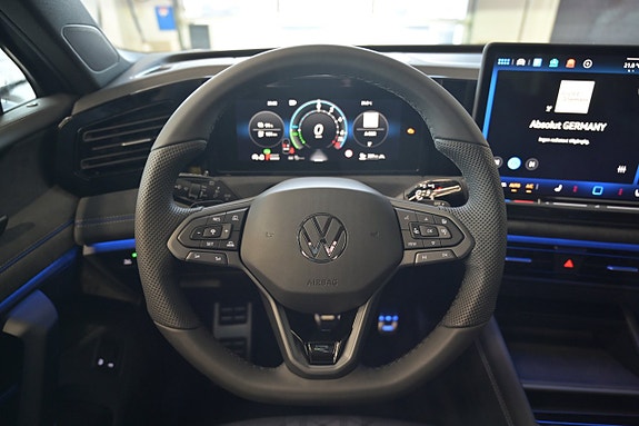 Volkswagen Tiguan 13 of 27