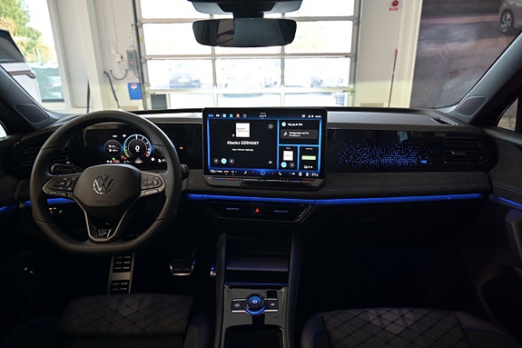 Volkswagen Tiguan 12 of 27