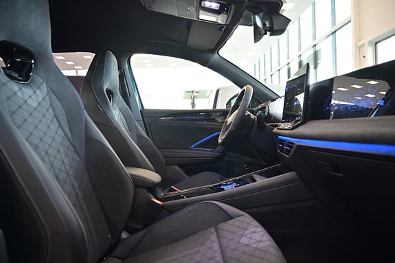 Volkswagen Tiguan 24 of 27