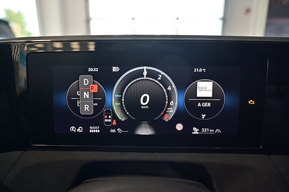 Volkswagen Tiguan 16 of 27