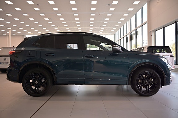 Volkswagen Tiguan 6 of 27