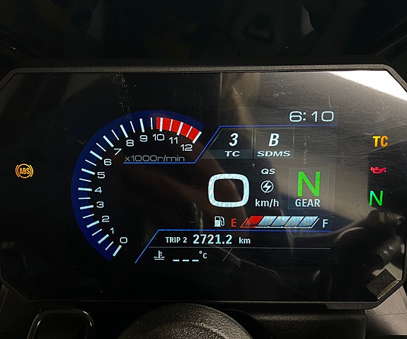 Suzuki GSX-8S 9 of 9