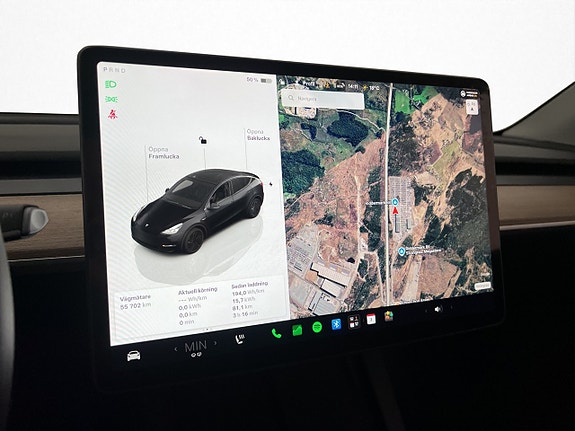 Tesla Model Y 16 of 30