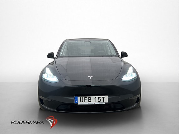 Tesla Model Y 3 of 30