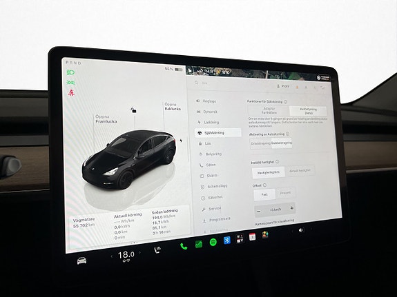 Tesla Model Y 21 of 30