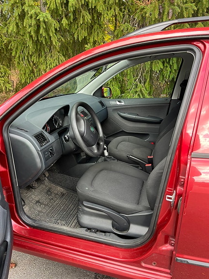 Skoda Fabia 6 of 6