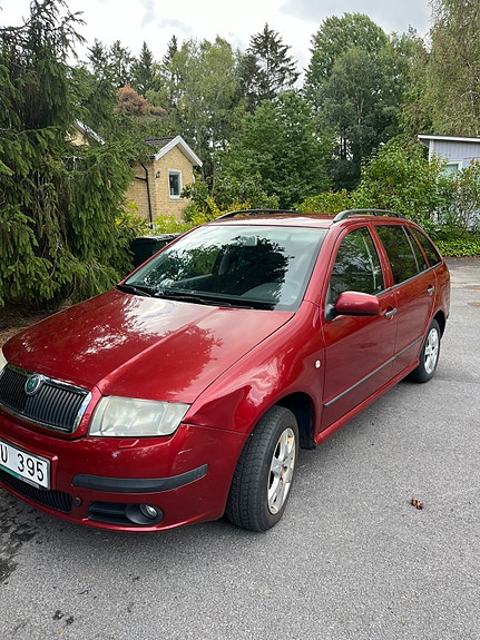 Skoda Fabia 3 of 6
