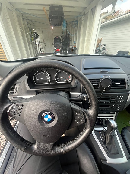 BMW X3 7 of 9