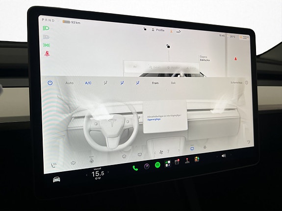 Tesla Model Y 21 of 30