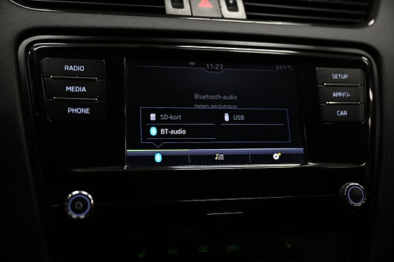 Skoda Octavia 16 of 23