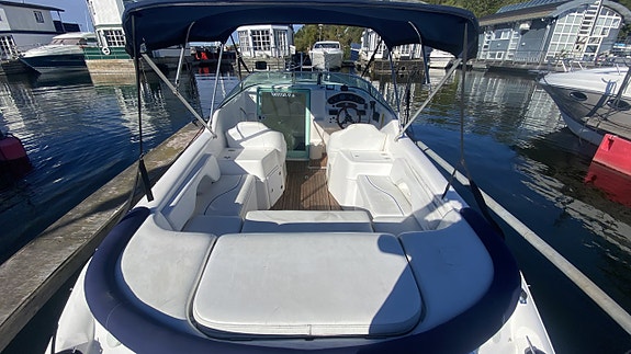 Schaefer Phantom 245 – 2005 Säljs utan drivlina 3 of 16
