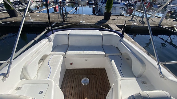 Schaefer Phantom 245 – 2005 Säljs utan drivlina 8 of 16