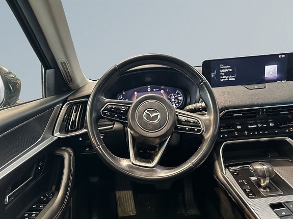 Mazda CX-60 9 of 19