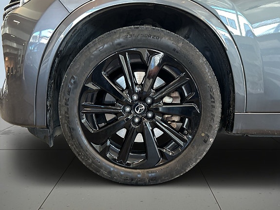 Mazda CX-60 14 of 19