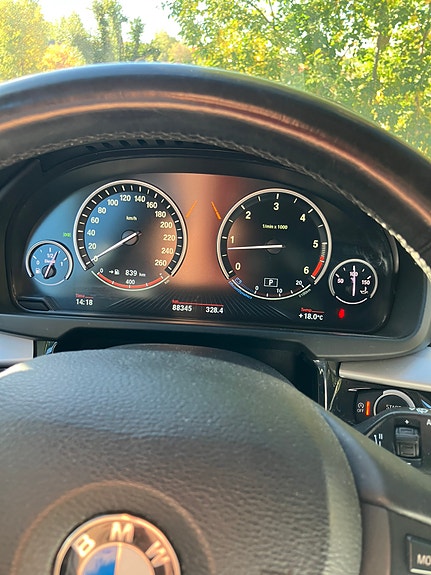BMW X5 8 of 14
