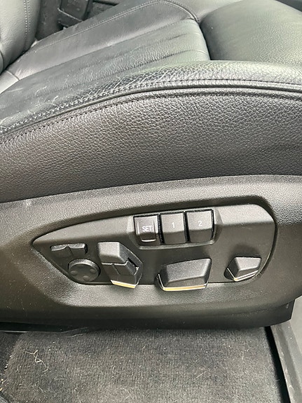 BMW X5 13 of 14