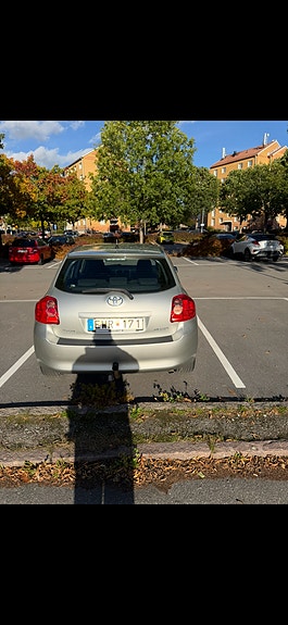 Toyota Auris 3 of 14