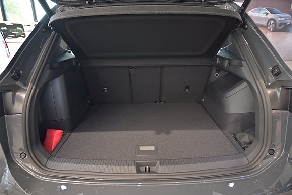 Volkswagen Tiguan 27 of 27