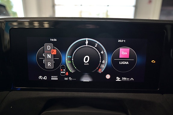 Volkswagen Tiguan 16 of 27