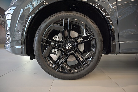 Volkswagen Tiguan 11 of 27