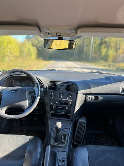 Volvo V40 5 of 5