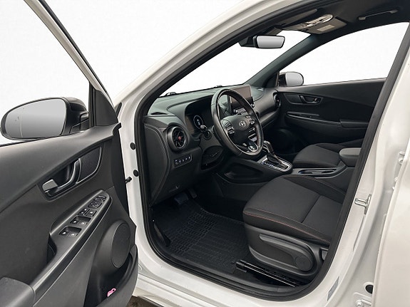 Hyundai Kona 11 of 30