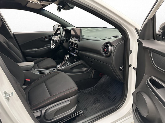 Hyundai Kona 30 of 30
