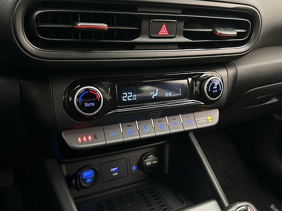 Hyundai Kona 24 of 30