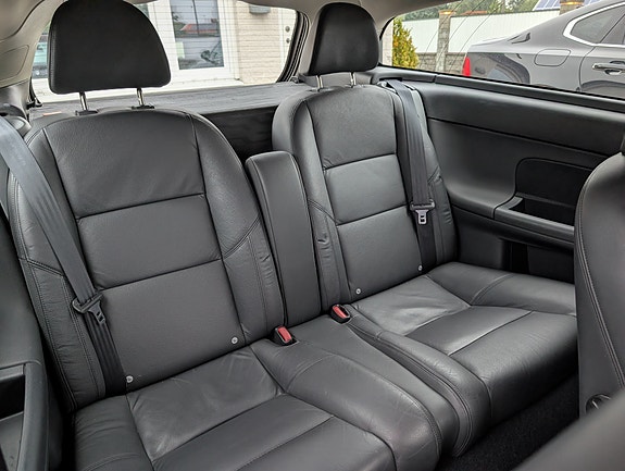 Volvo C30 7 of 9