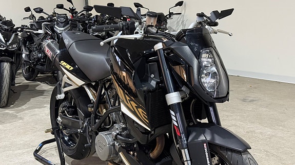 KTM Superduke 990 Yoshimura 0kr insats 4 of 13