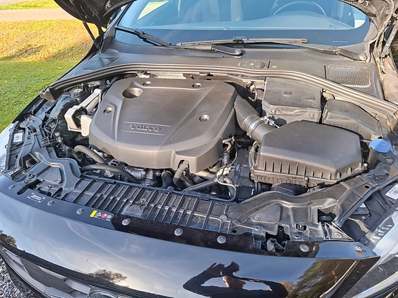 Volvo V60 Cross Country 10 of 18