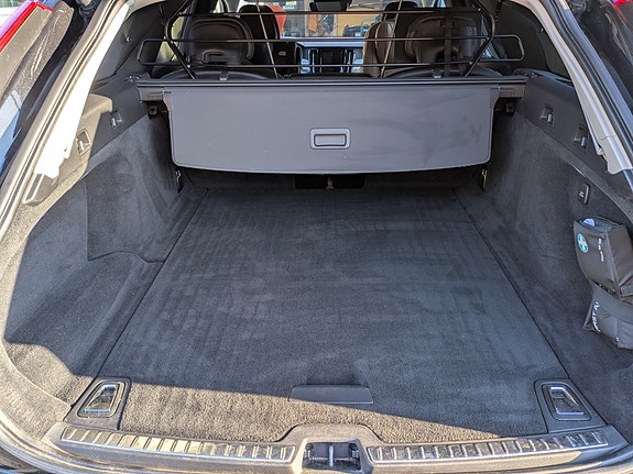Volvo V90 14 of 19