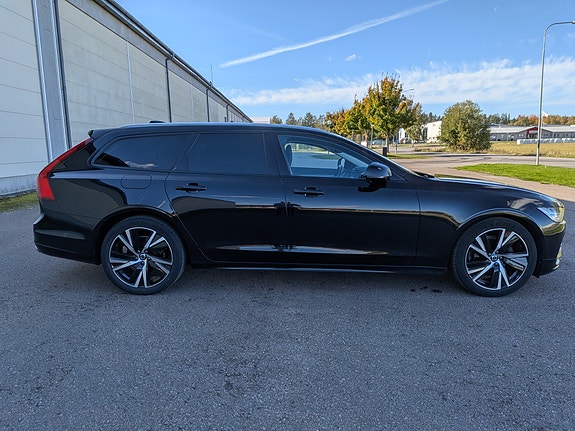 Volvo V90 8 of 19