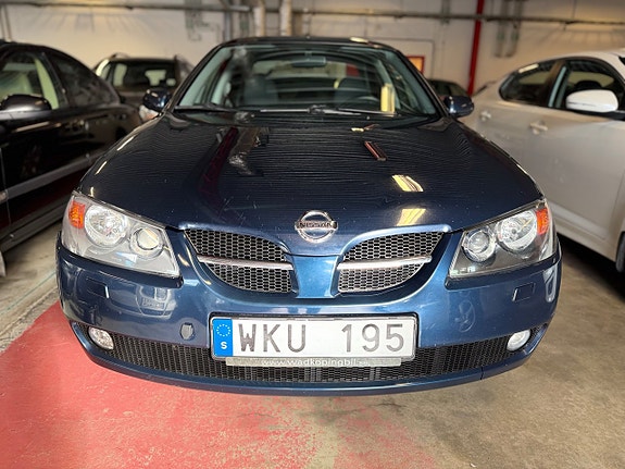 Nissan Almera 9 of 11