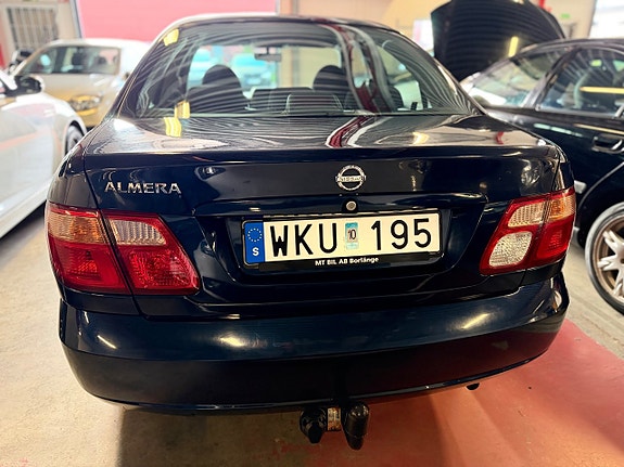 Nissan Almera 11 of 11