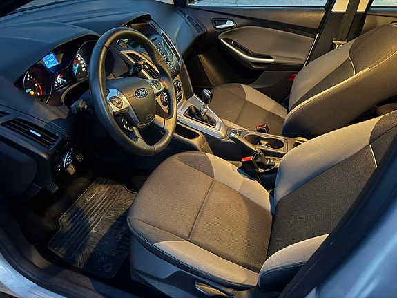 Ford Focus 6 of 6
