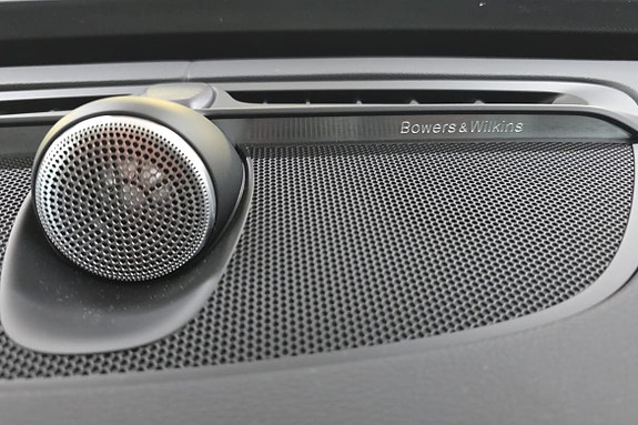 Volvo XC90 24 of 26
