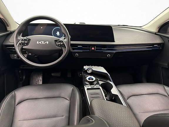 Kia EV6 14 of 30