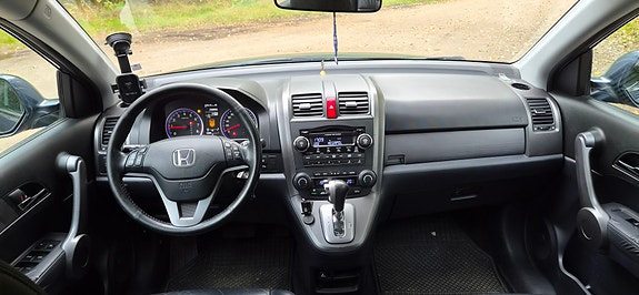 Honda CR-V 9 of 16