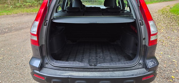 Honda CR-V 10 of 16