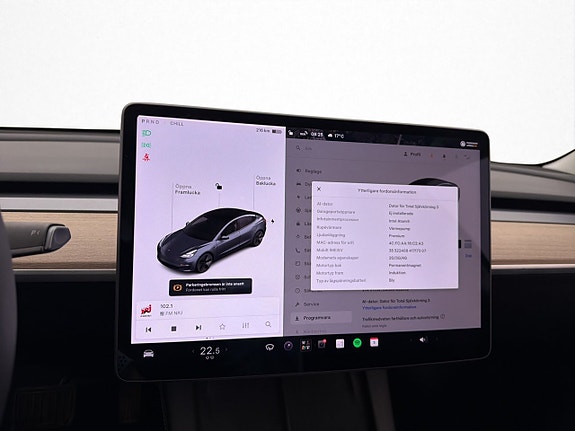 Tesla Model 3 24 of 30