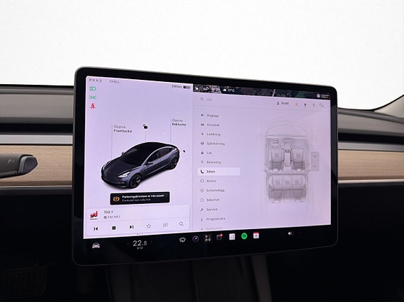 Tesla Model 3 21 of 30