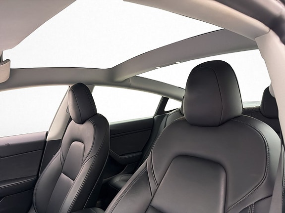 Tesla Model 3 12 of 30