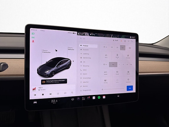 Tesla Model 3 25 of 30